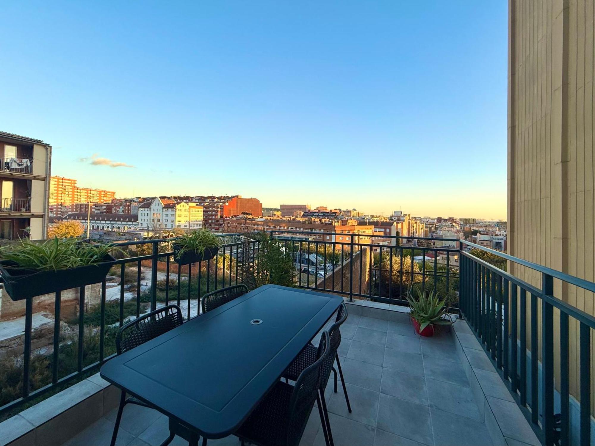 Apartament Camp Nou Nueva Casa 91 L’Hospitalet de Llobregat Zewnętrze zdjęcie